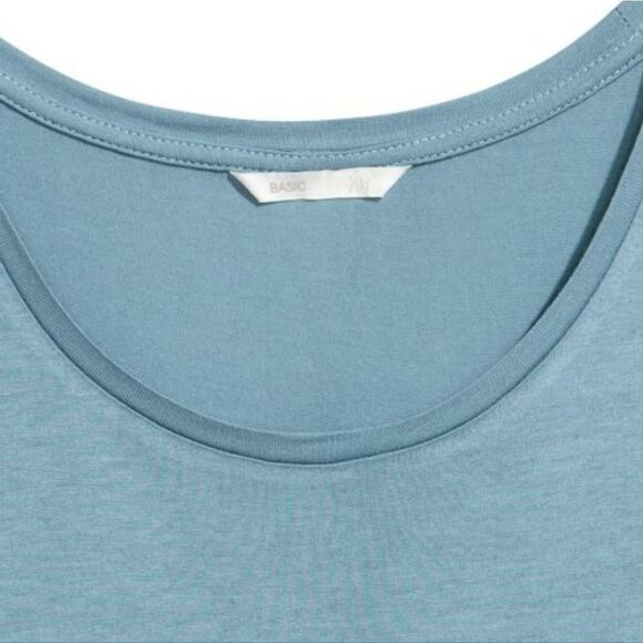 H&M Women's Blue Short Sleeve Shirt - Picture 3 of 11